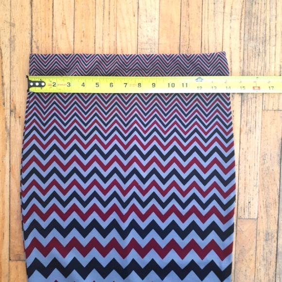 Modcloth - Virtual Realty Pencil Skirt S - Picture 3 of 3